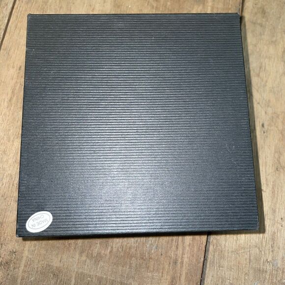 Square Nest Collectible Small Porcelain Christmas Ornament Santa Christmas Tree - Picture 6 of 6